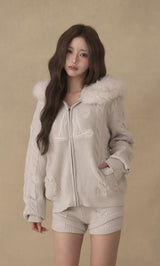 モデル：158cm（着用サイズ：FREE　着用カラー：L-GRY）