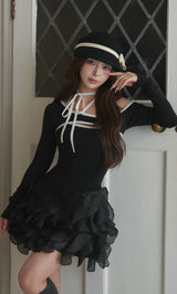 モデル：158cm（着用サイズ：FREE　着用カラー：BLK）