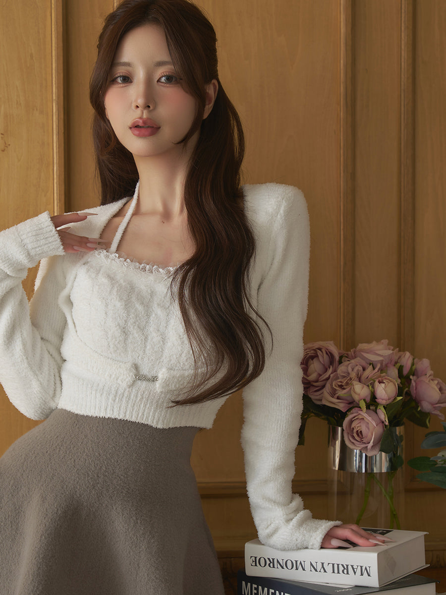 モデル：158cm（着用サイズ：FREE　着用カラー：WHT）