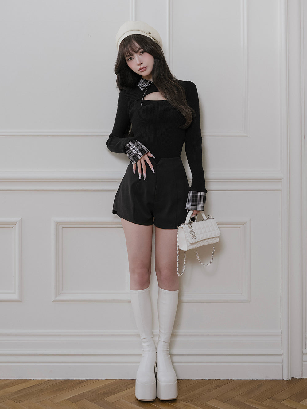 モデル：158cm（着用サイズ：FREE　着用カラー：BLK）