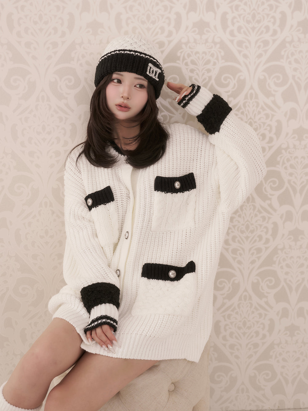 モデル：158cm（着用サイズ：FREE　着用カラー：WHT）