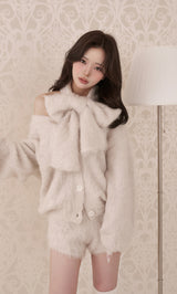 モデル：158cm（着用サイズ：FREE　着用カラー：IVO）