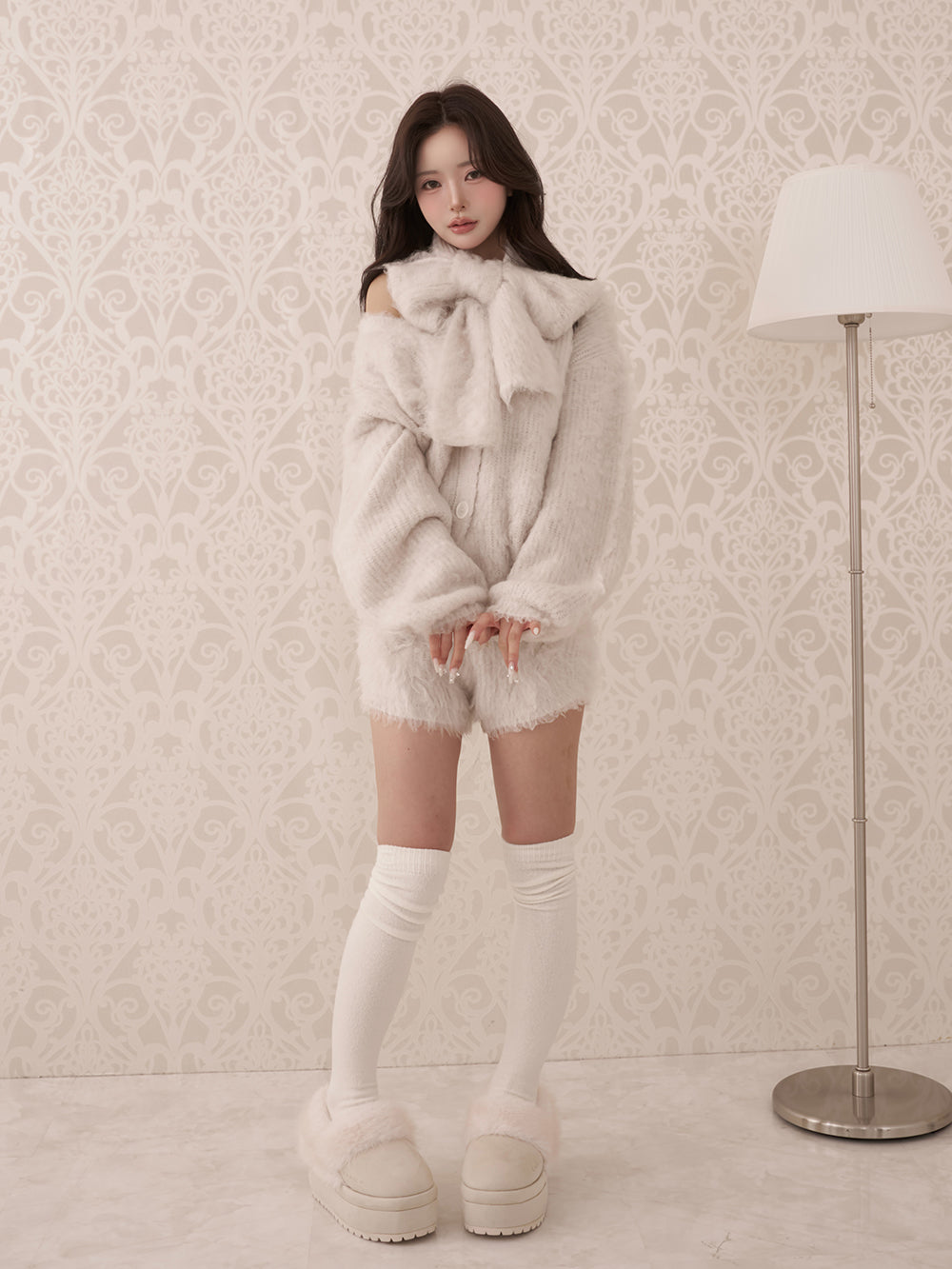 モデル：158cm（着用サイズ：FREE　着用カラー：IVO）