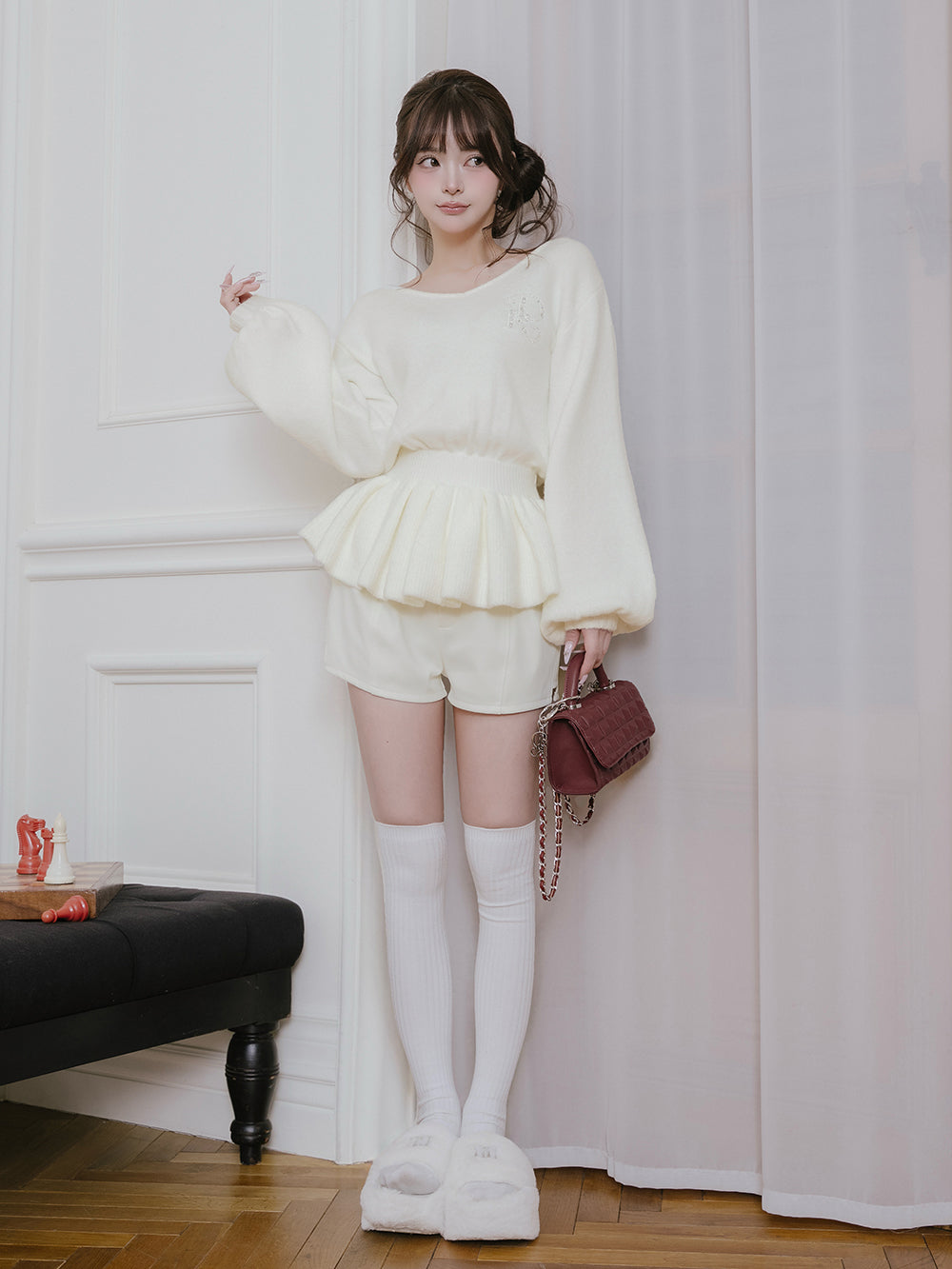 モデル：158cm（着用サイズ：FREE　着用カラー：WHT）