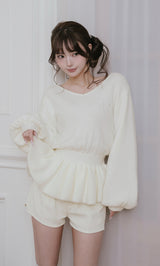 モデル：158cm（着用サイズ：FREE　着用カラー：WHT）