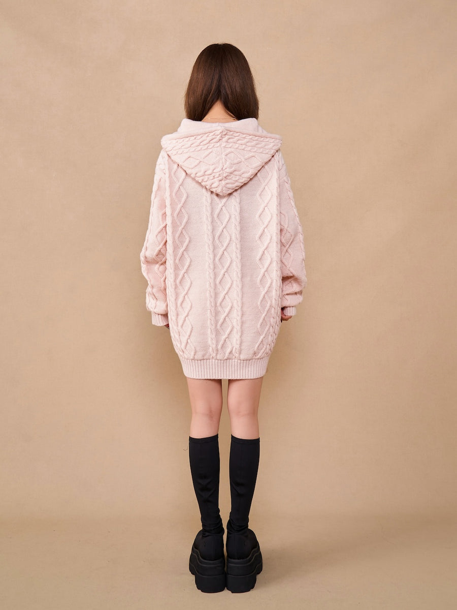 モデル：158cm（着用サイズ：FREE　着用カラー：PNK）