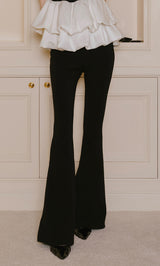 モデル：160cm（着用サイズ：XS　着用カラー：BLK）