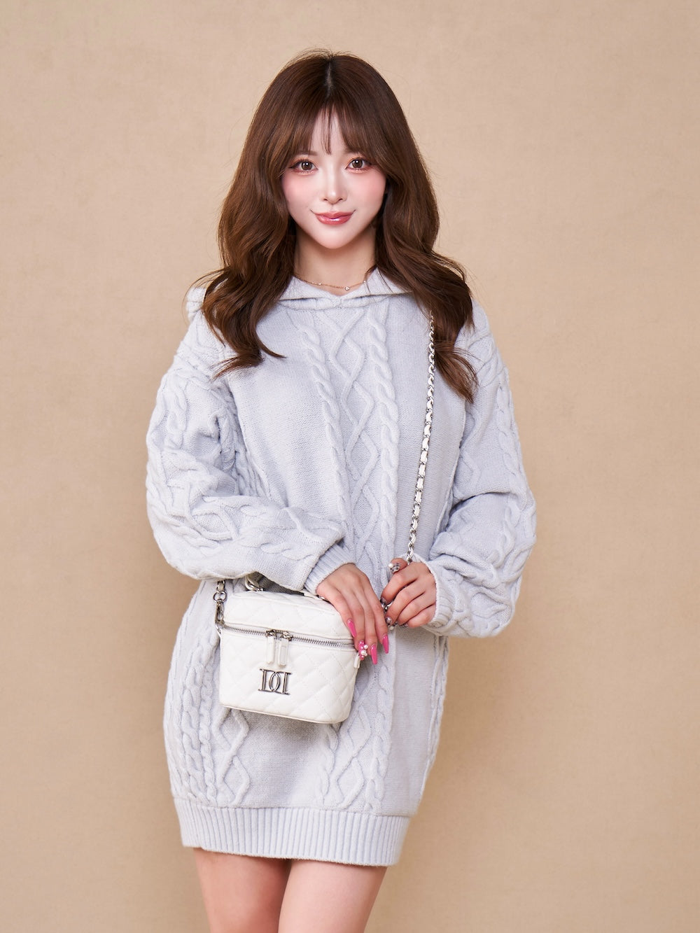 モデル：158cm（着用サイズ：FREE　着用カラー：GRY）