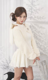 モデル：158cm（着用サイズ：FREE　着用カラー：IVO）