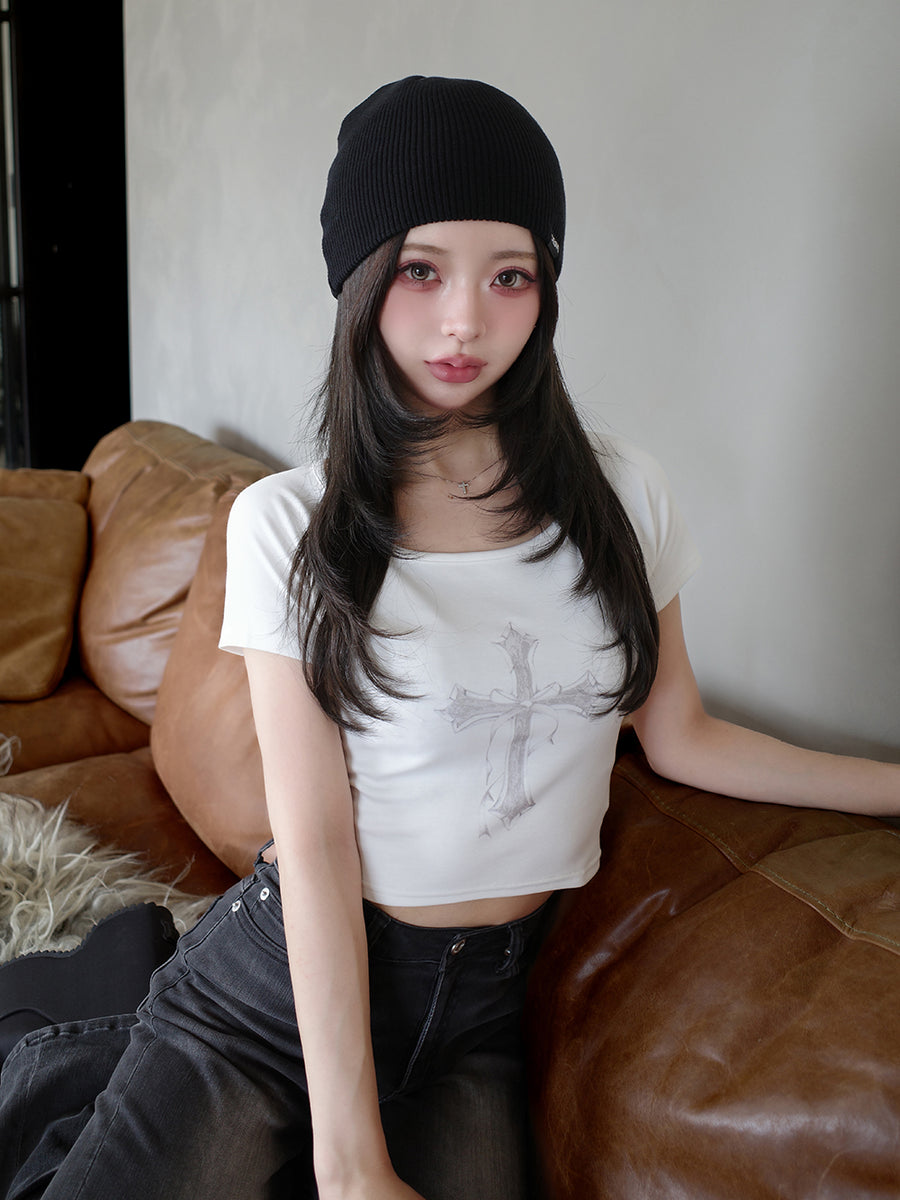 モデル：158cm（着用サイズ：FREE　着用カラー：WHT）