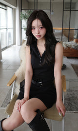 モデル：158cm（着用サイズ：FREE　着用カラー：BLK）