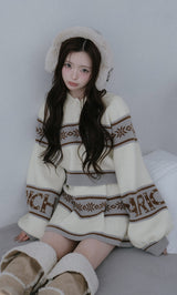 モデル：158cm（着用サイズ：FREE　着用カラー：IVO）