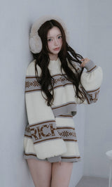 モデル：158cm（着用サイズ：FREE　着用カラー：IVO）