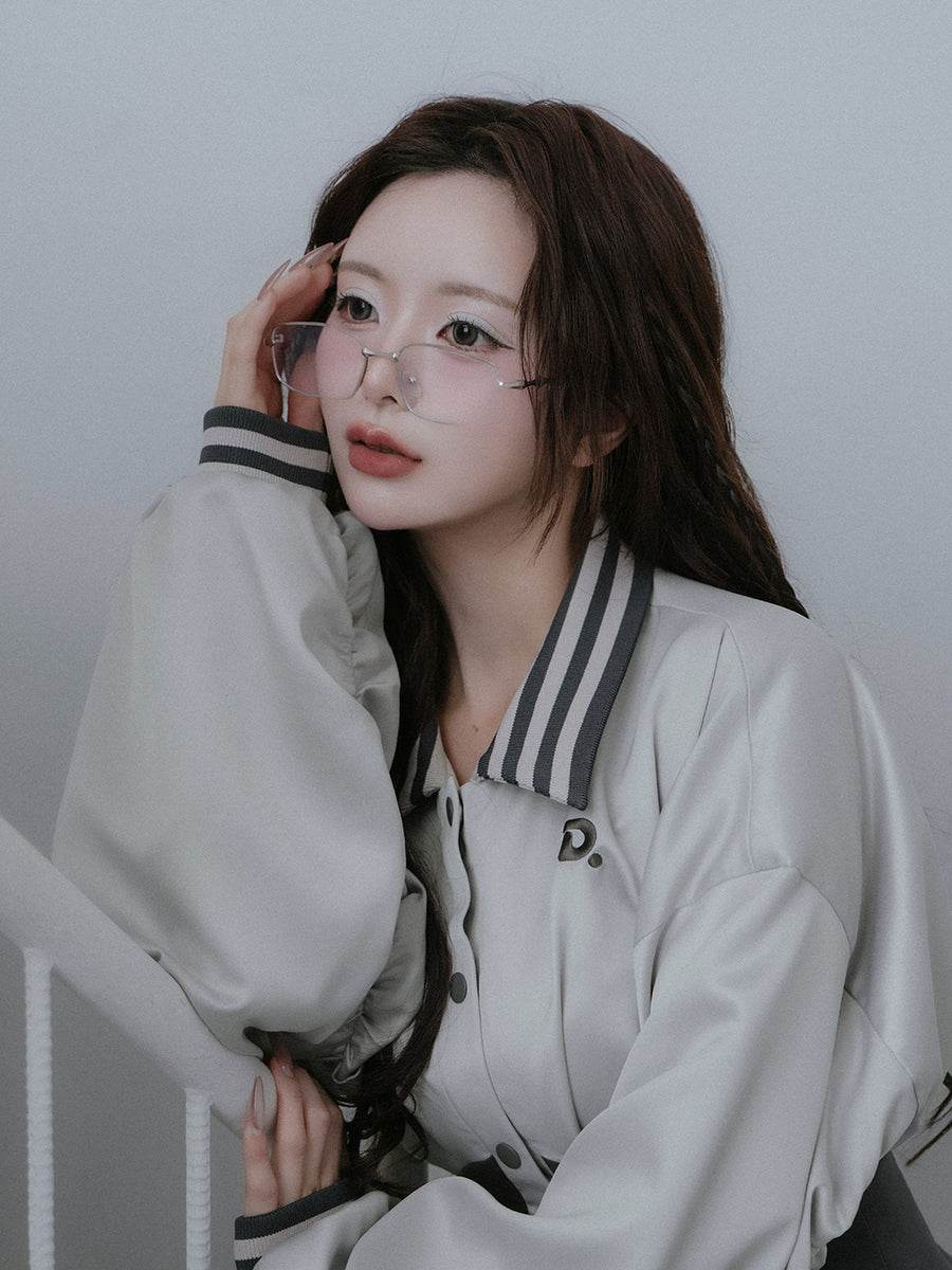 モデル：158cm（着用サイズ：FREE　着用カラー：C-GRY）