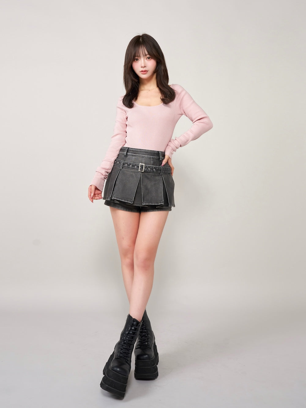 モデル：158cm（着用サイズ：FREE　着用カラー：PNK）