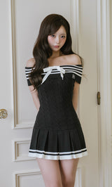 モデル：158cm（着用サイズ：FREE　着用カラー：BLK）