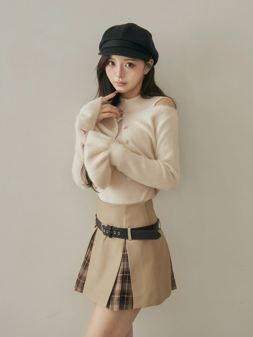 モデル：158cm（着用サイズ：S　着用カラー：BEG）