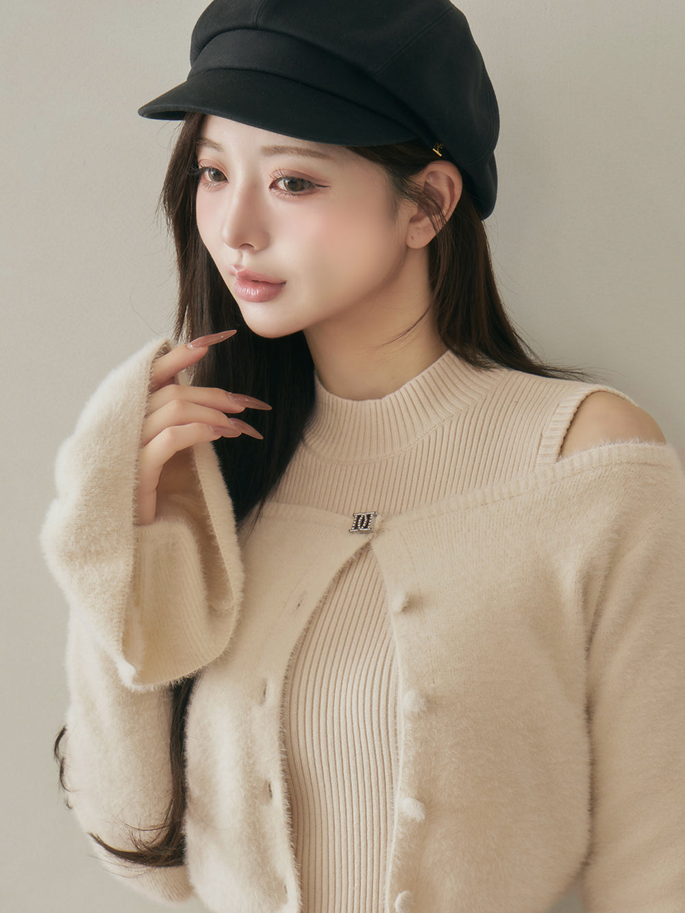 モデル：158cm（着用サイズ：FREE　着用カラー：IVO）