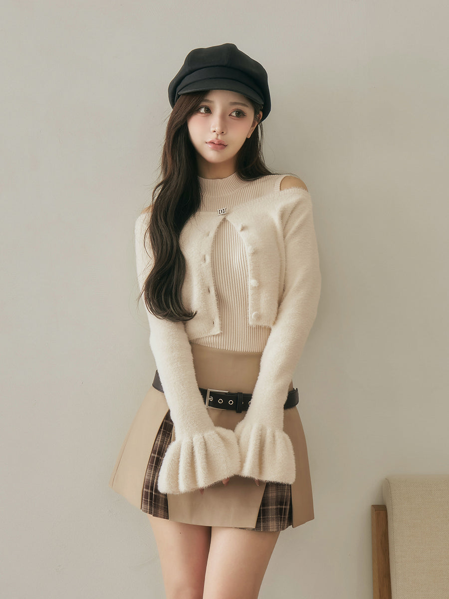 モデル：158cm（着用サイズ：FREE　着用カラー：IVO）