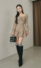 モデル：158cm（着用サイズ：FREE　着用カラー：BEG）