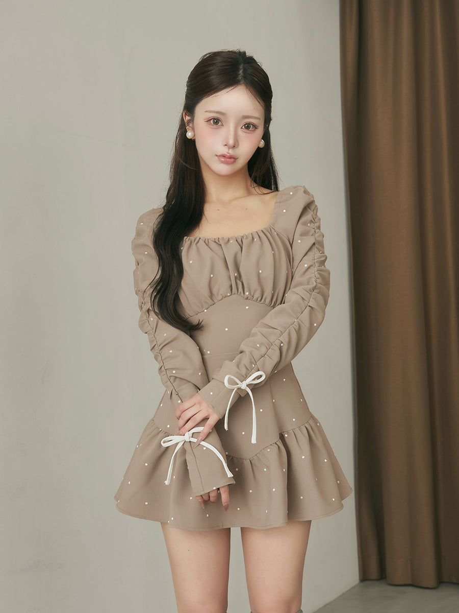 モデル：158cm（着用サイズ：FREE　着用カラー：BEG）