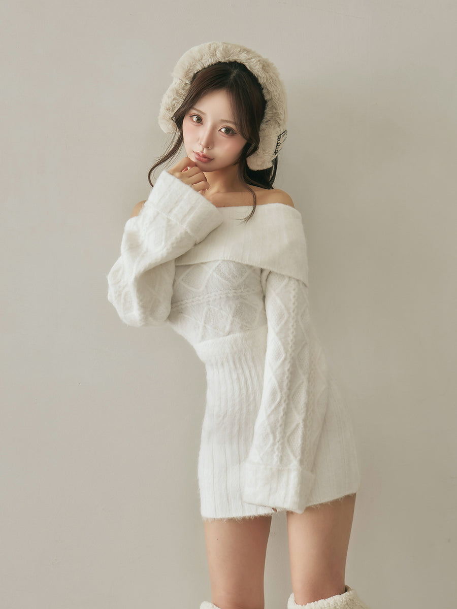 モデル：158cm（着用サイズ：FREE　着用カラー：WHT）