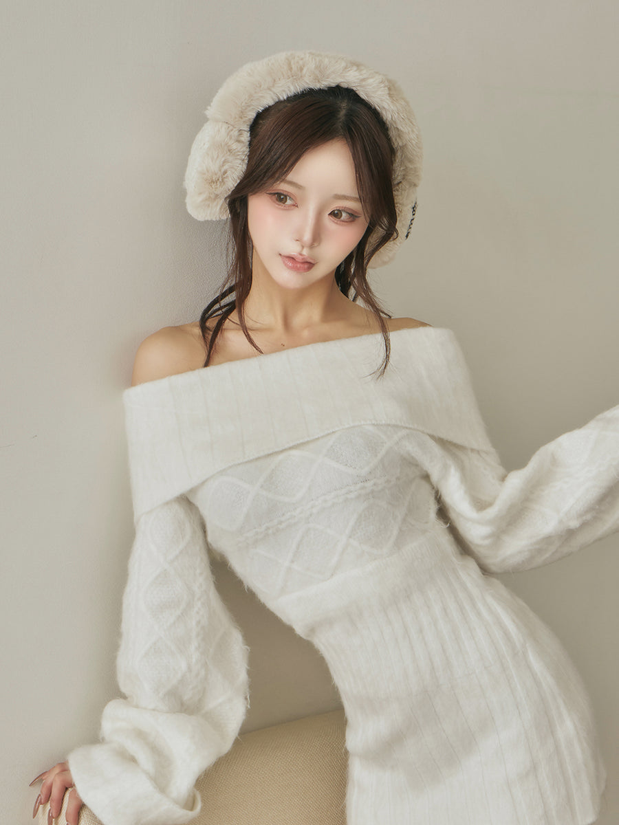 モデル：158cm（着用サイズ：FREE　着用カラー：WHT）