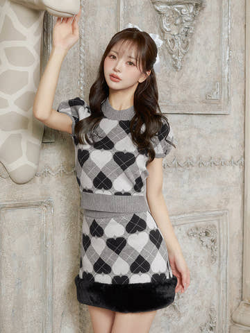 モデル：158cm（着用サイズ：FREE　着用カラー：GRY）