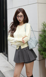 モデル：158cm（着用サイズ：FREE　着用カラー：YEL）