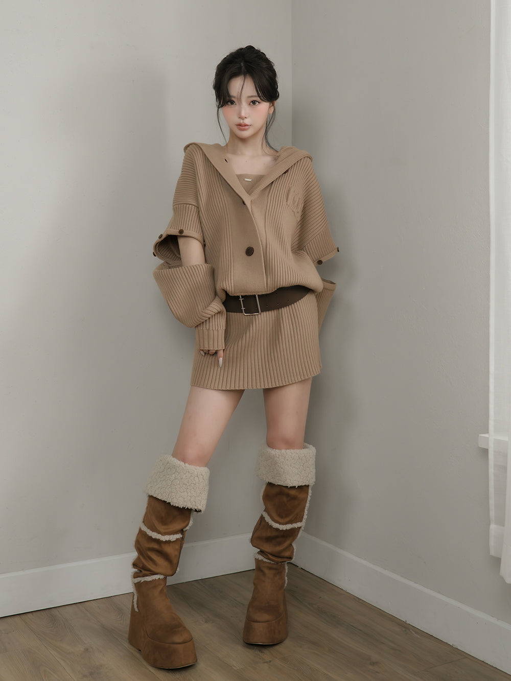 モデル：158cm（着用サイズ：FREE　着用カラー：MOC）