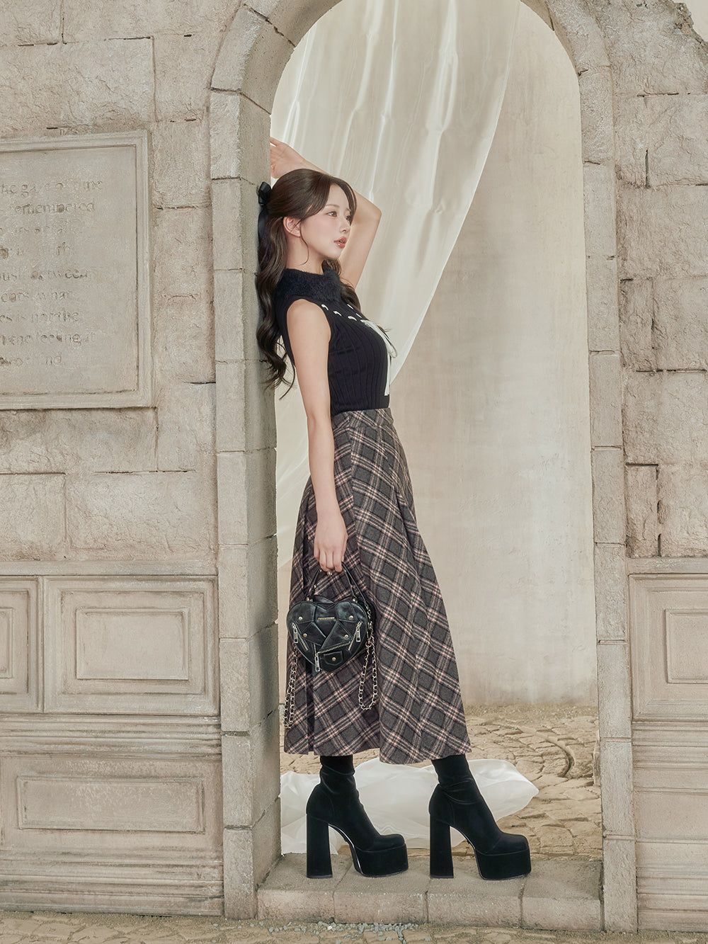 モデル：158cm（着用サイズ：S　着用カラー：C-GRY）