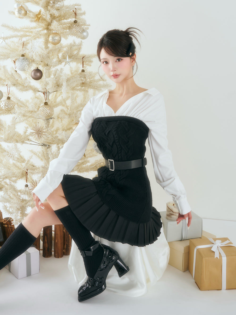 モデル：158cm（着用サイズ：FREE　着用カラー：BLK）