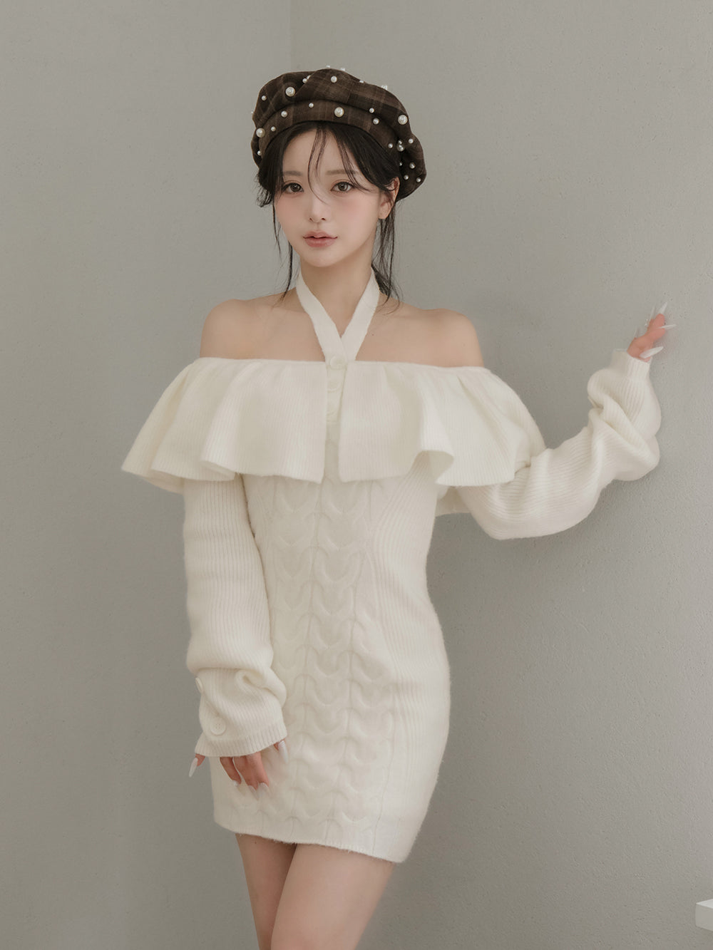 モデル：158cm（着用サイズ：FREE　着用カラー：IVO）