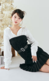 モデル：158cm（着用サイズ：FREE　着用カラー：BLK）