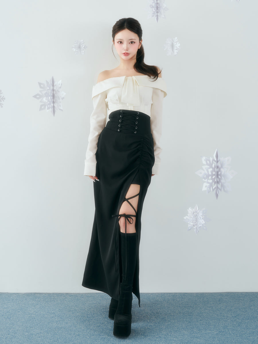 モデル：158cm（着用サイズ：FREE　着用カラー：BLK）