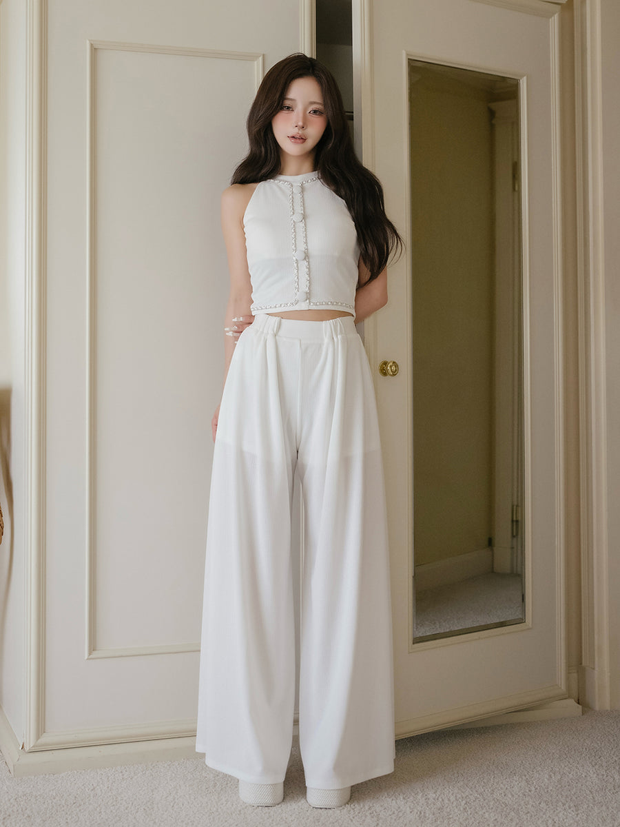 モデル：158cm（着用サイズ：FREE　着用カラー：WHT）