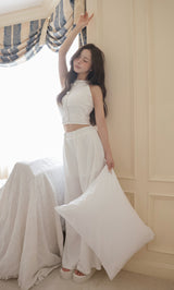モデル：158cm（着用サイズ：FREE　着用カラー：WHT）