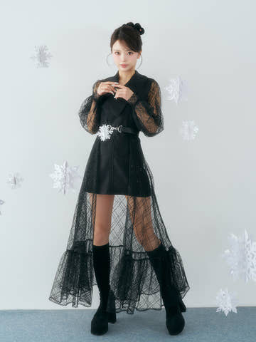 モデル：158cm（着用サイズ：FREE　着用カラー：BLK）