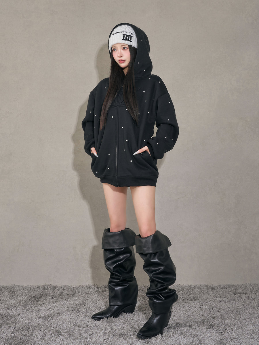 モデル：158cm（着用サイズ：FREE　着用カラー：BLK）