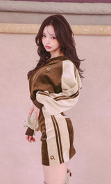 モデル：158cm（着用サイズ：FREE　着用カラー：BRN）