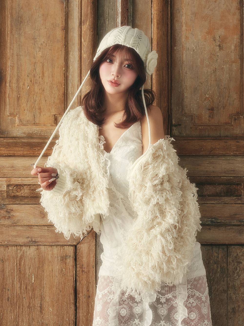 モデル：158cm（着用サイズ：FREE　着用カラー：IVO）