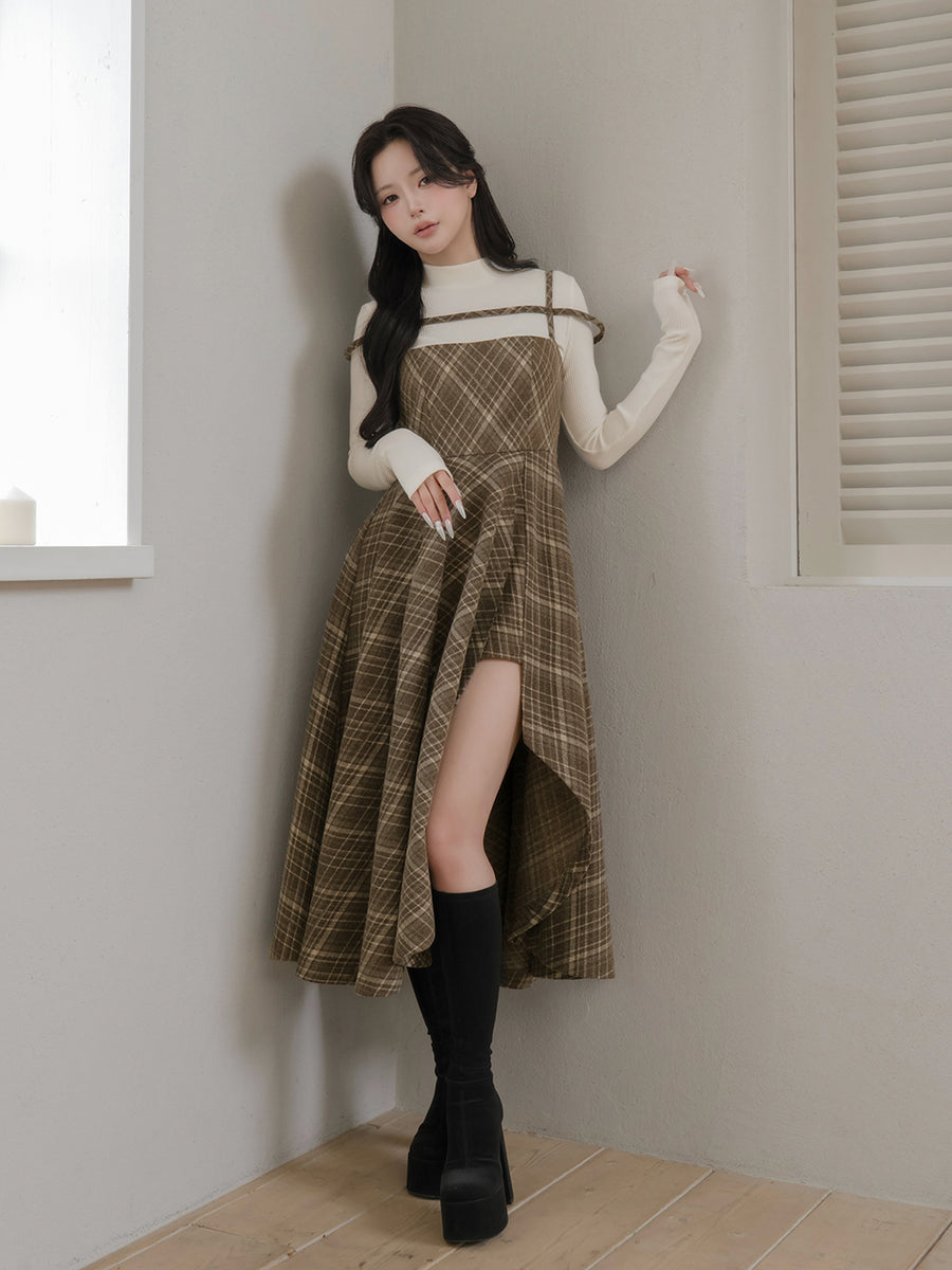 モデル：158cm（着用サイズ：FREE　着用カラー：MOC）