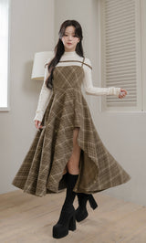 モデル：158cm（着用サイズ：FREE　着用カラー：MOC）