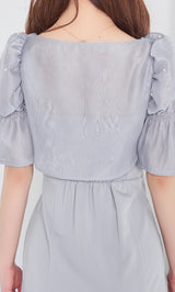 モデル：158cm（着用サイズ：FREE　着用カラー：SAX）