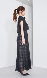 モデル：163cm（着用サイズ：FREE　着用カラー：BLK）