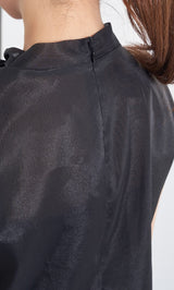 モデル：163cm（着用サイズ：FREE　着用カラー：BLK）