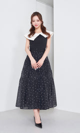 モデル：158cm（着用サイズ：FREE　着用カラー：BLK）