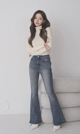 モデル：158cm（着用サイズ：XS　着用カラー：BLU）