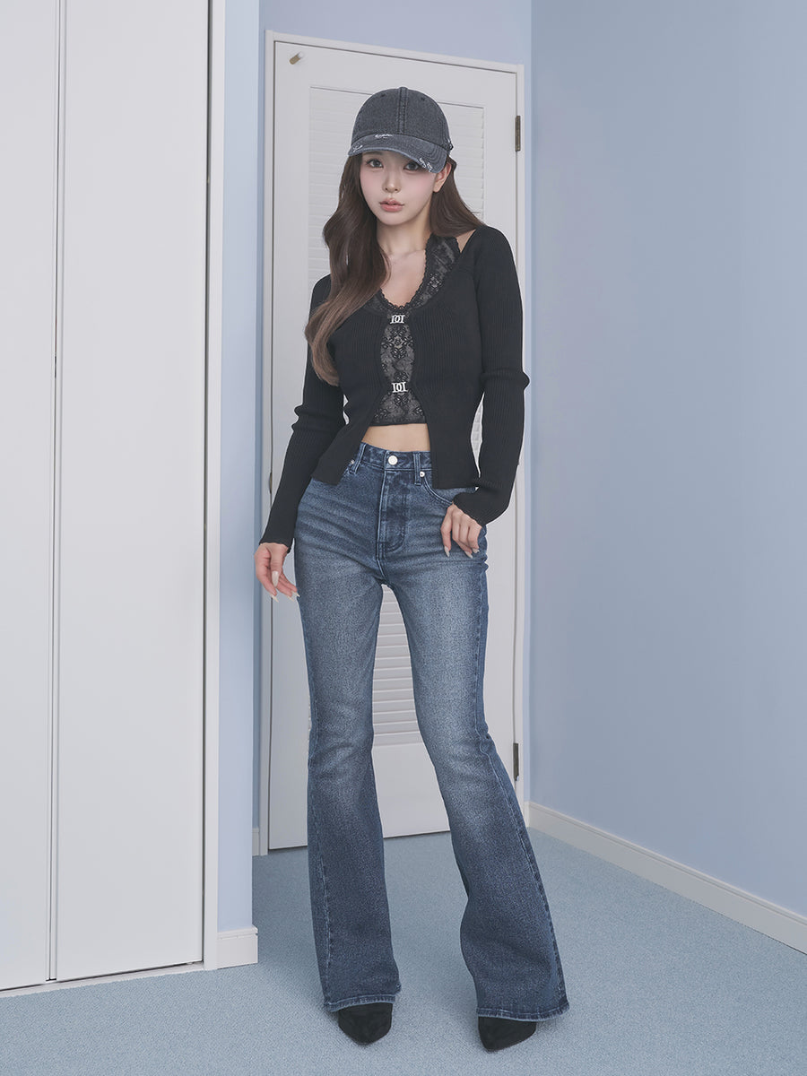 モデル：158cm（着用サイズ：FREE　着用カラー：BLK）