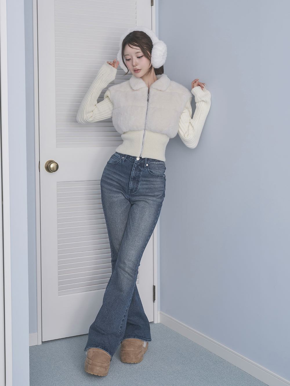 モデル：158cm（着用サイズ：XS　着用カラー：BLU）